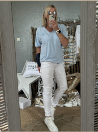 T-shirt baby blue