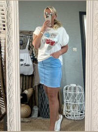 T-shirt cherry