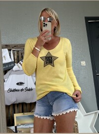 Pull rock jaune