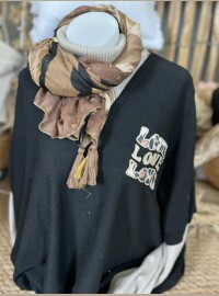 Pull noir T40/44