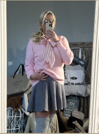 Pull noeud rose