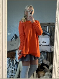 Pull oversize frangé orange