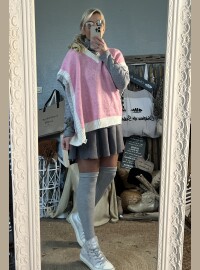 Pull poncho rose blanc