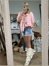Pull gilet rose noeuds rayes