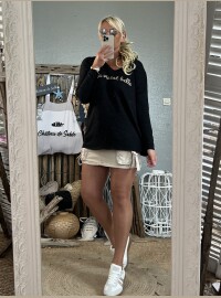 Pull fin noir la vie