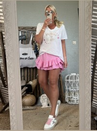 T-shirt be happy