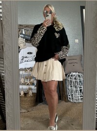 Pull cœur léopard noir
