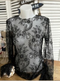 Top dentelle noir