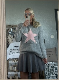 Pull star rose