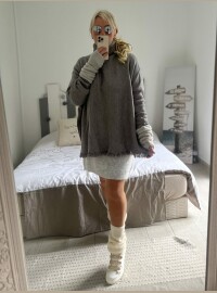 Pull col roulé frange gris