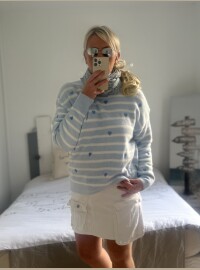 Pull cœur baby blue