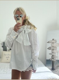 Chemisier noeud blanc