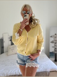 Gilet cœurs noeuds jaune