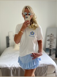 T-shirt blanc flower bleu