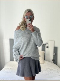 Pull col bardot gris